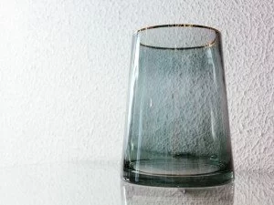 ваза стекло зеленый